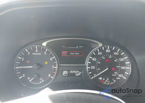 2015 Nissan Pathfinder S from USA, damaged, VIN 5N1AR2MN2FC677582